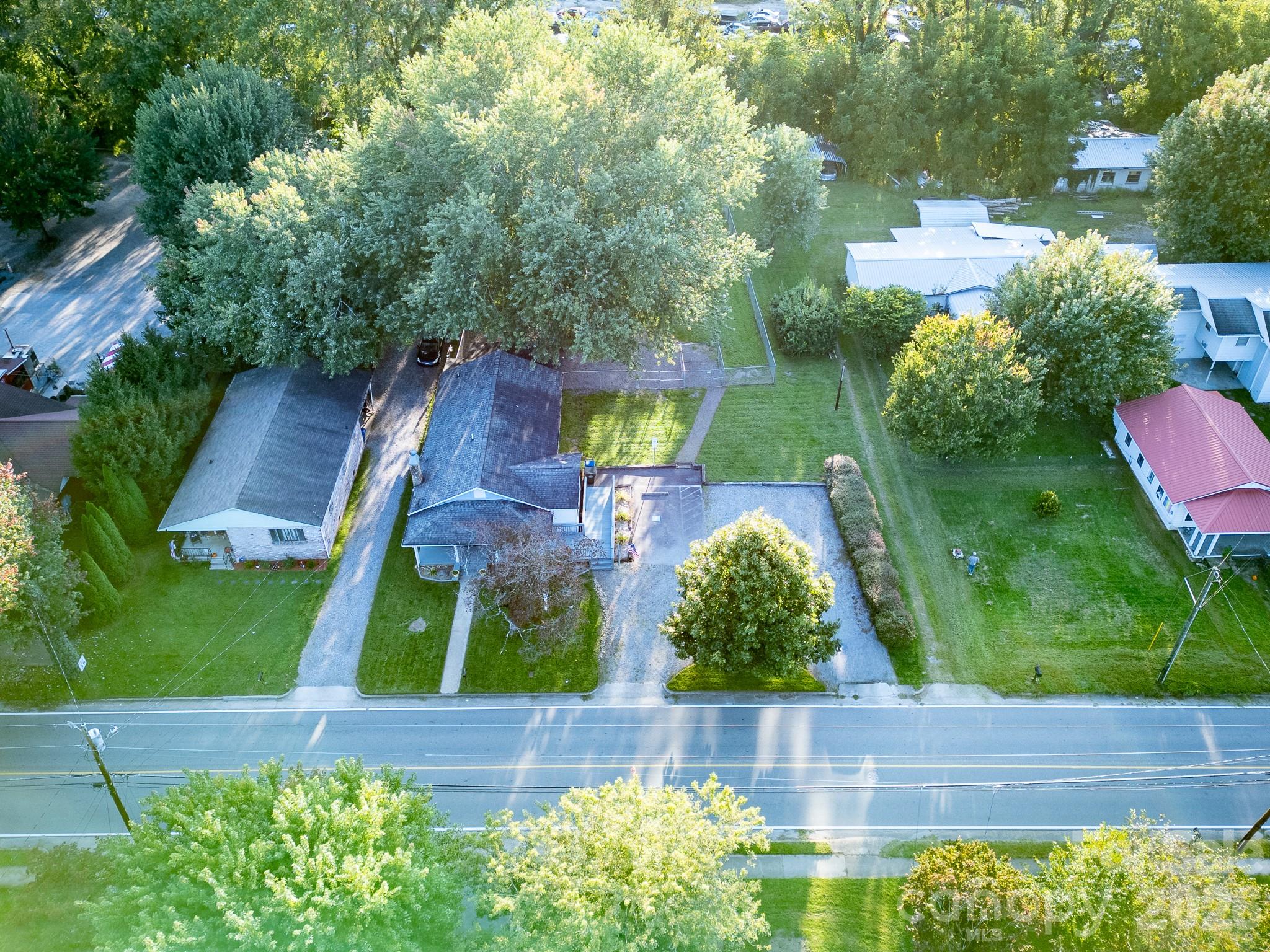 main property photo 24