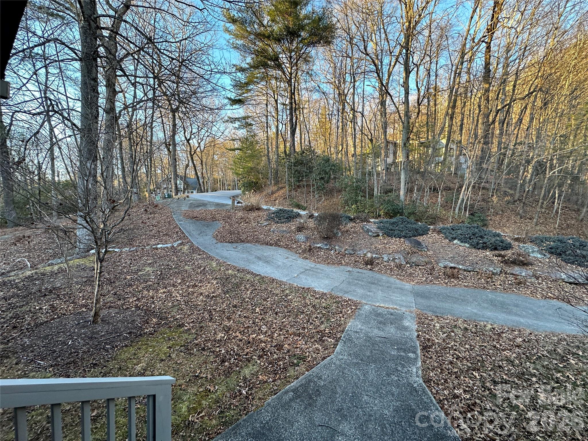 main property photo 4