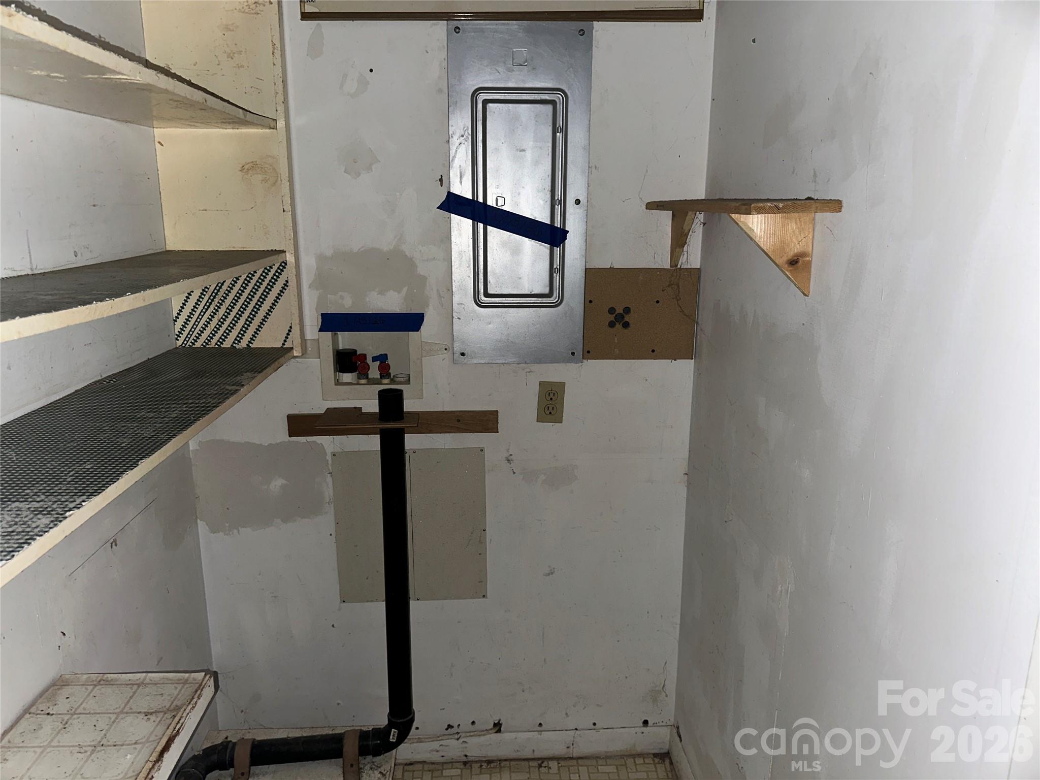 main property photo 20