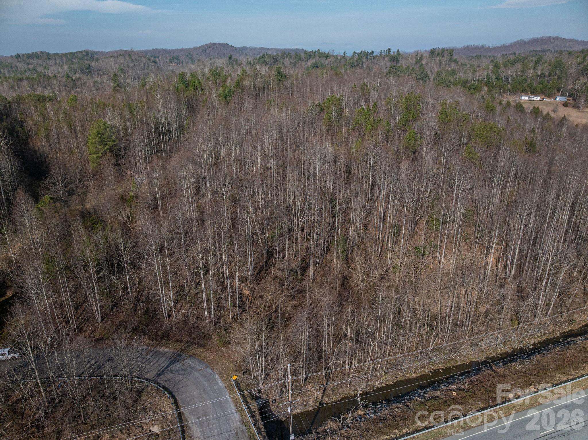 main property photo 11