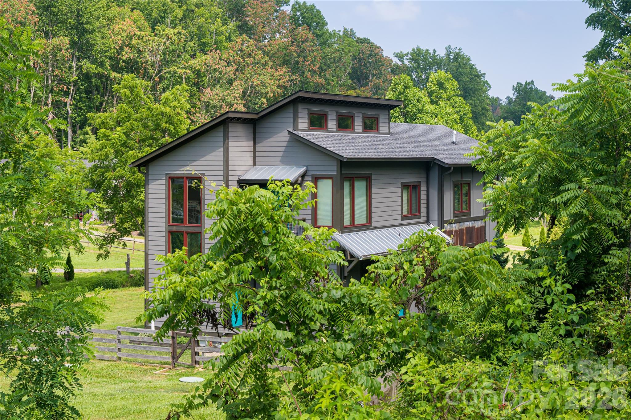 main property photo 45