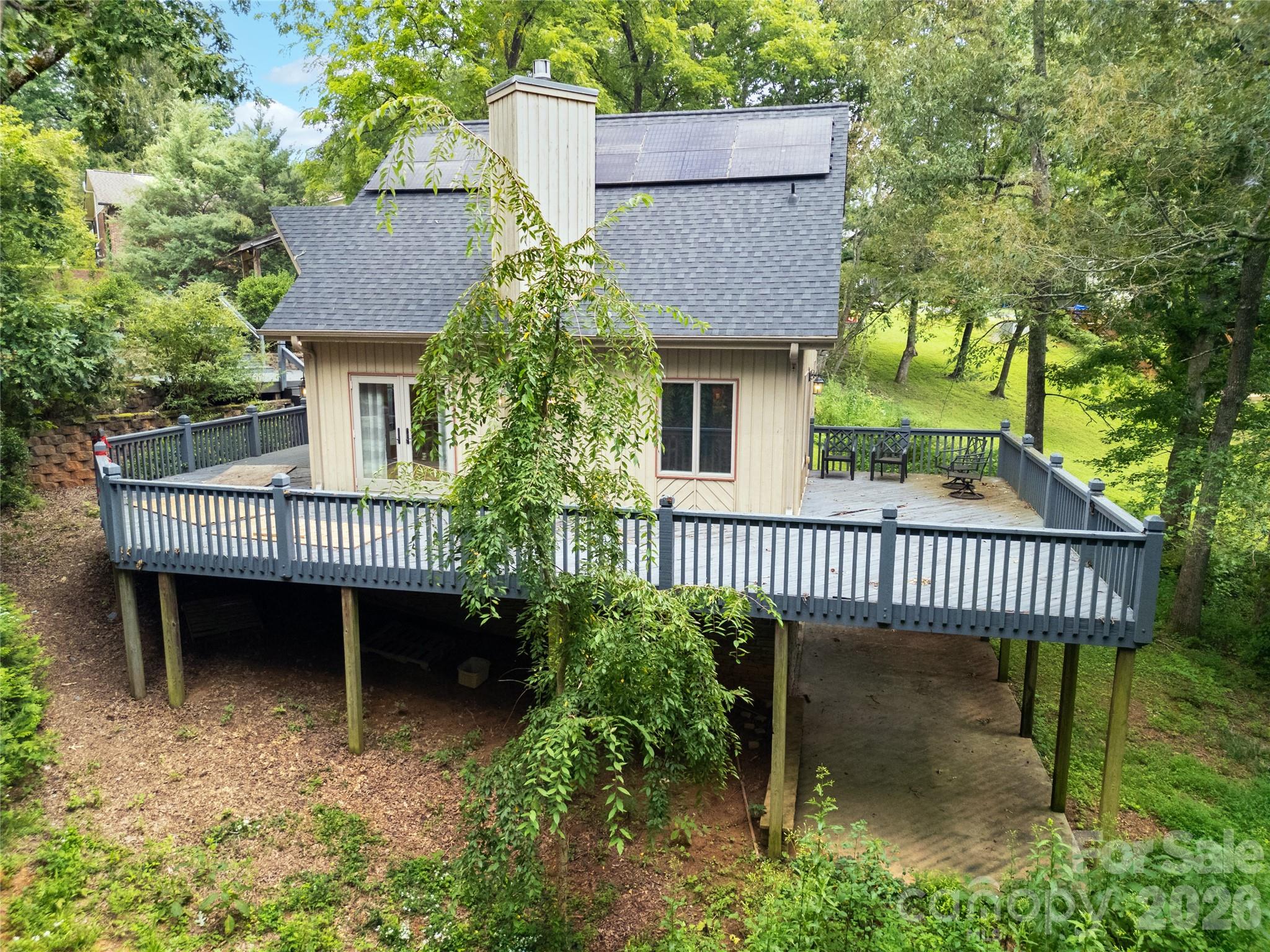 main property photo 46