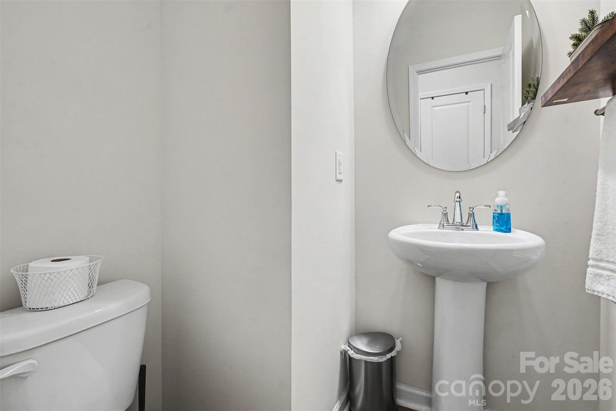 main property photo 10