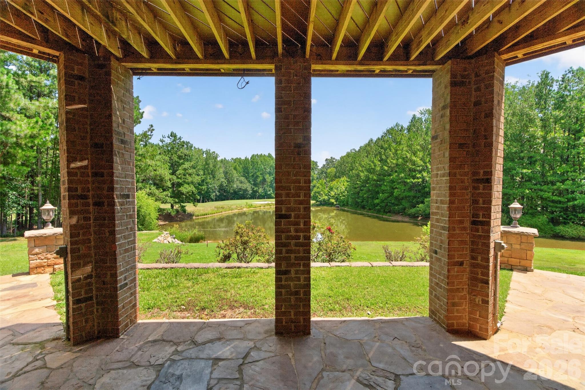 main property photo 37
