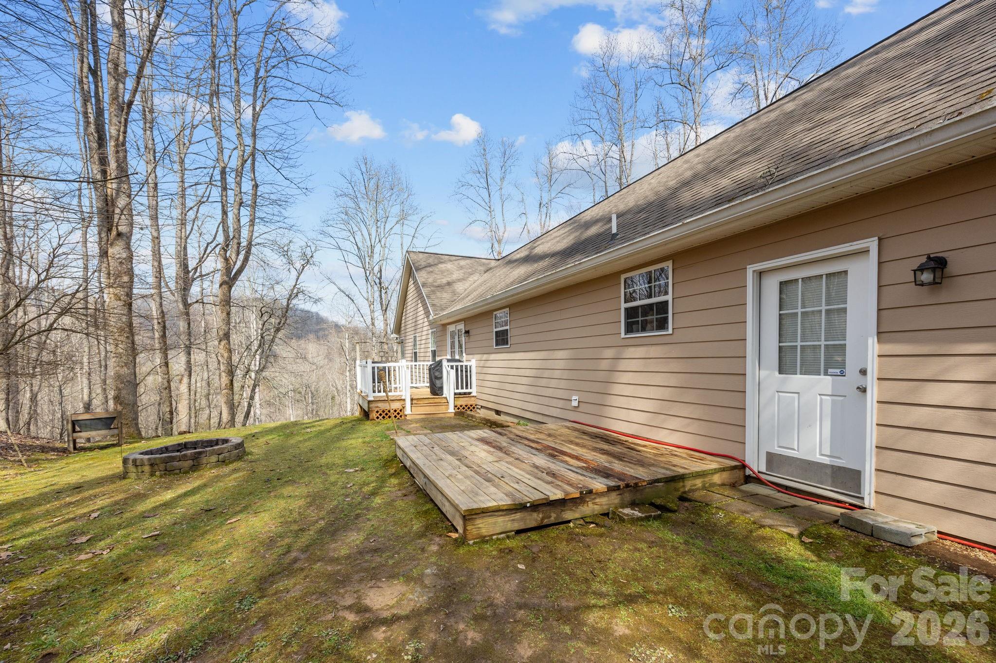 main property photo 10