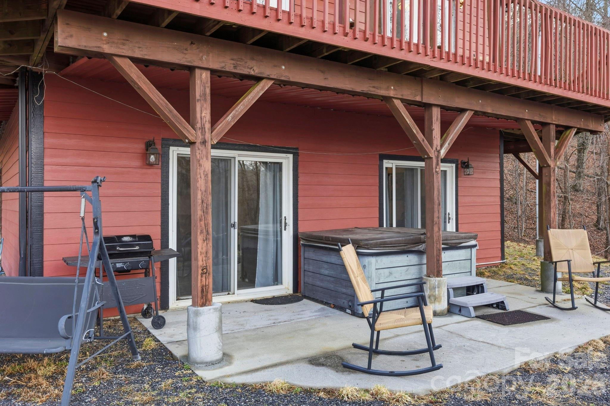 main property photo 34