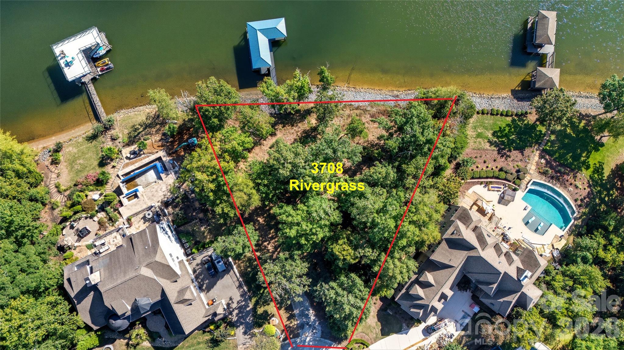 main property photo 19