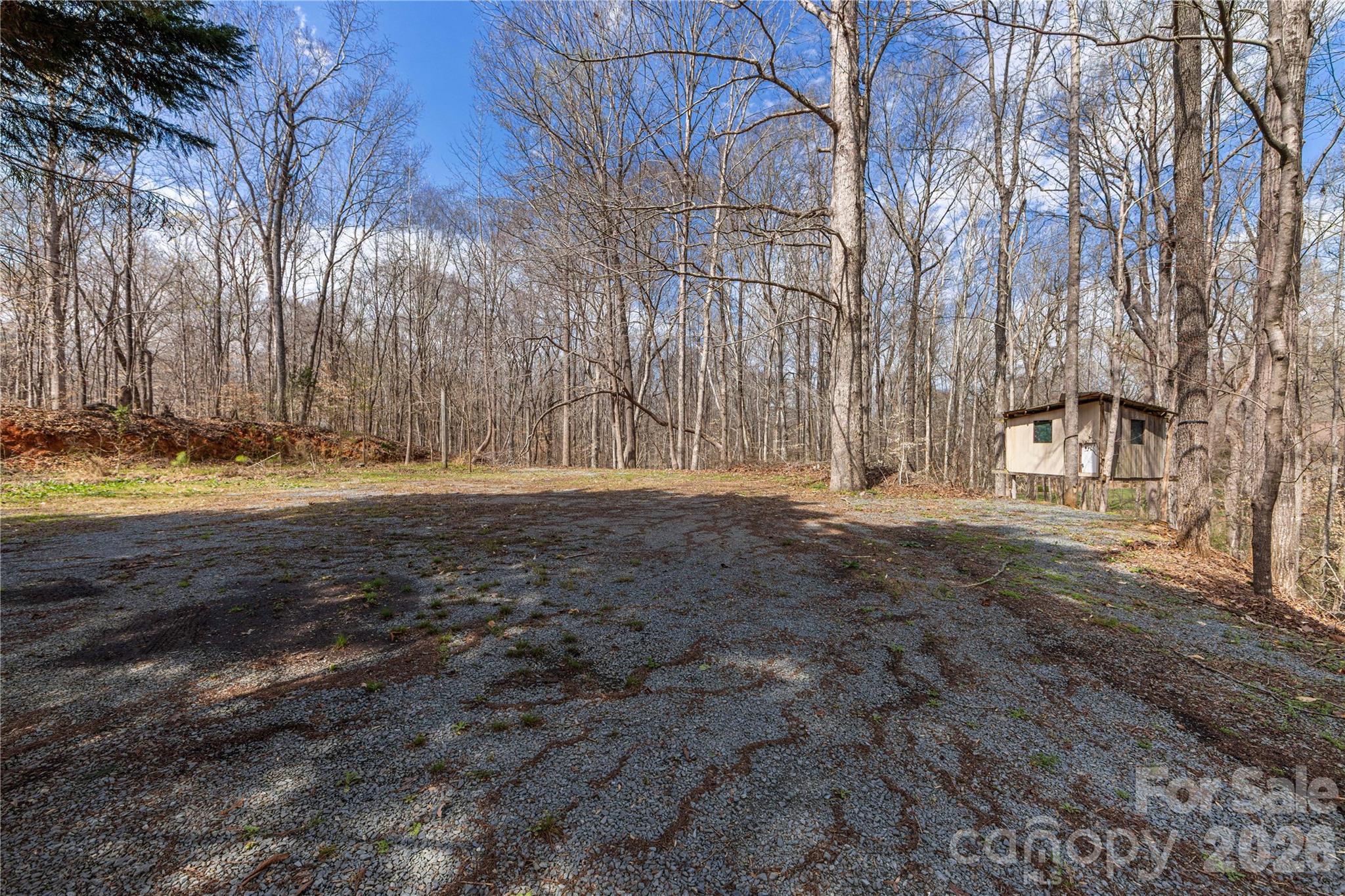 main property photo 31