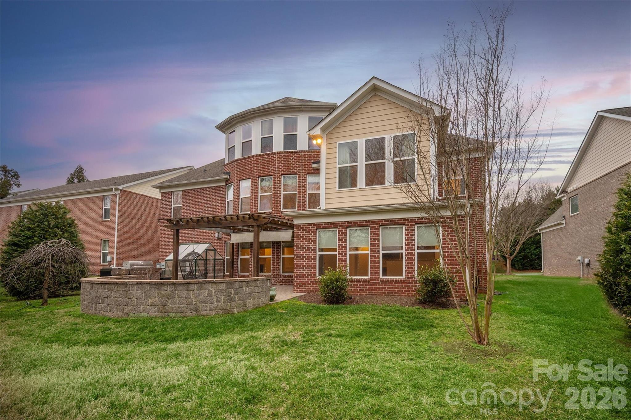 main property photo 29