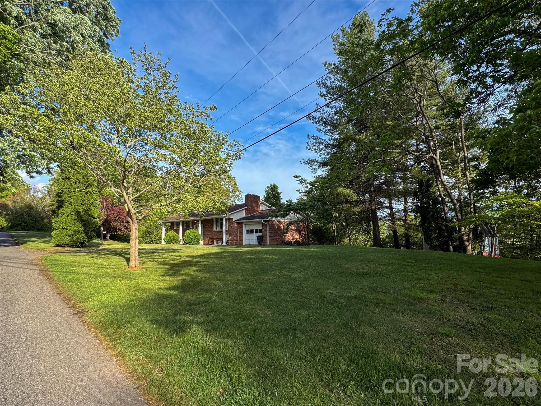 main property photo 6