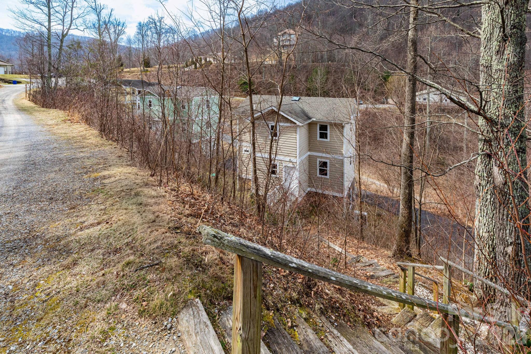 main property photo 24