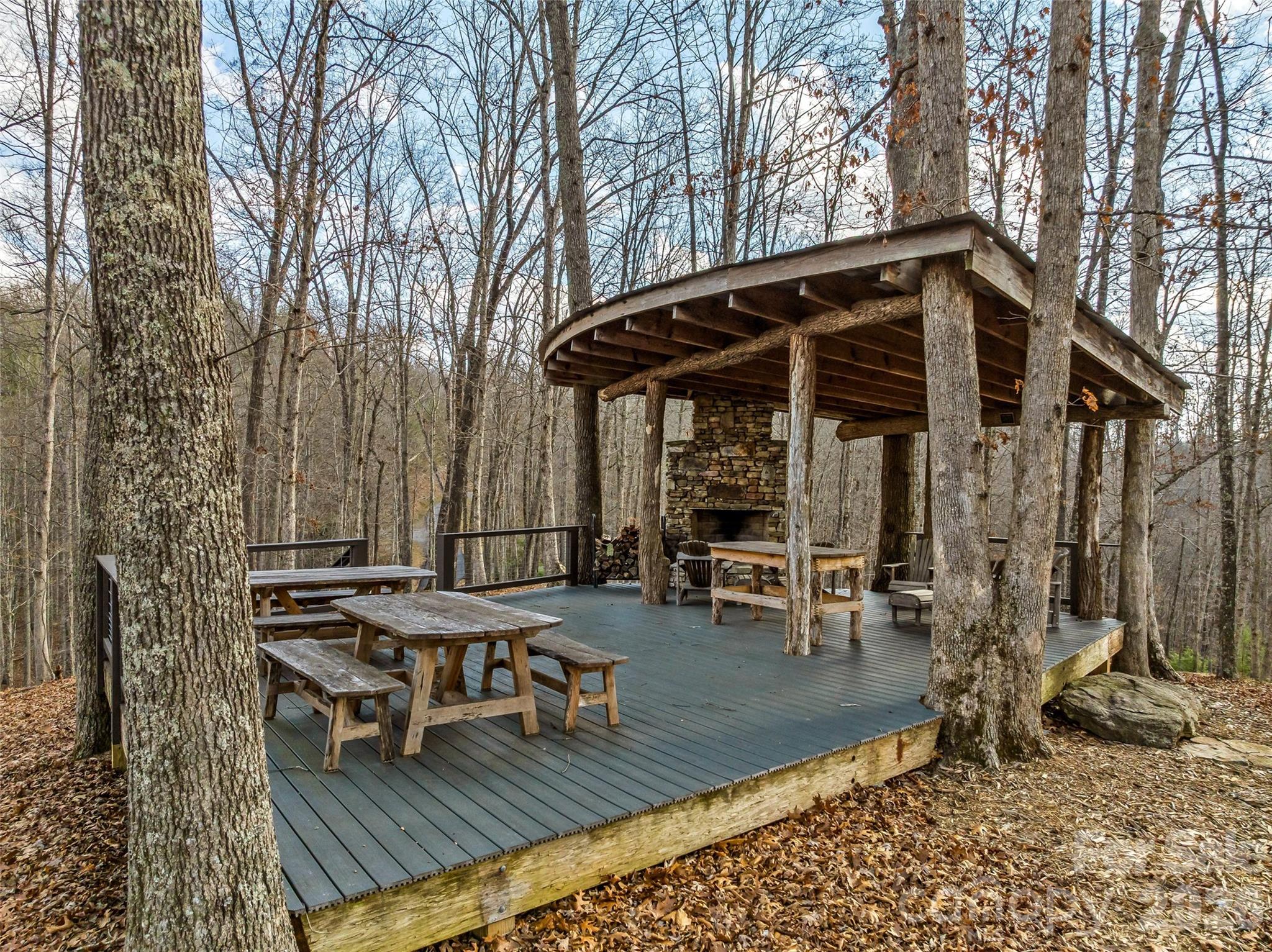 main property photo 45