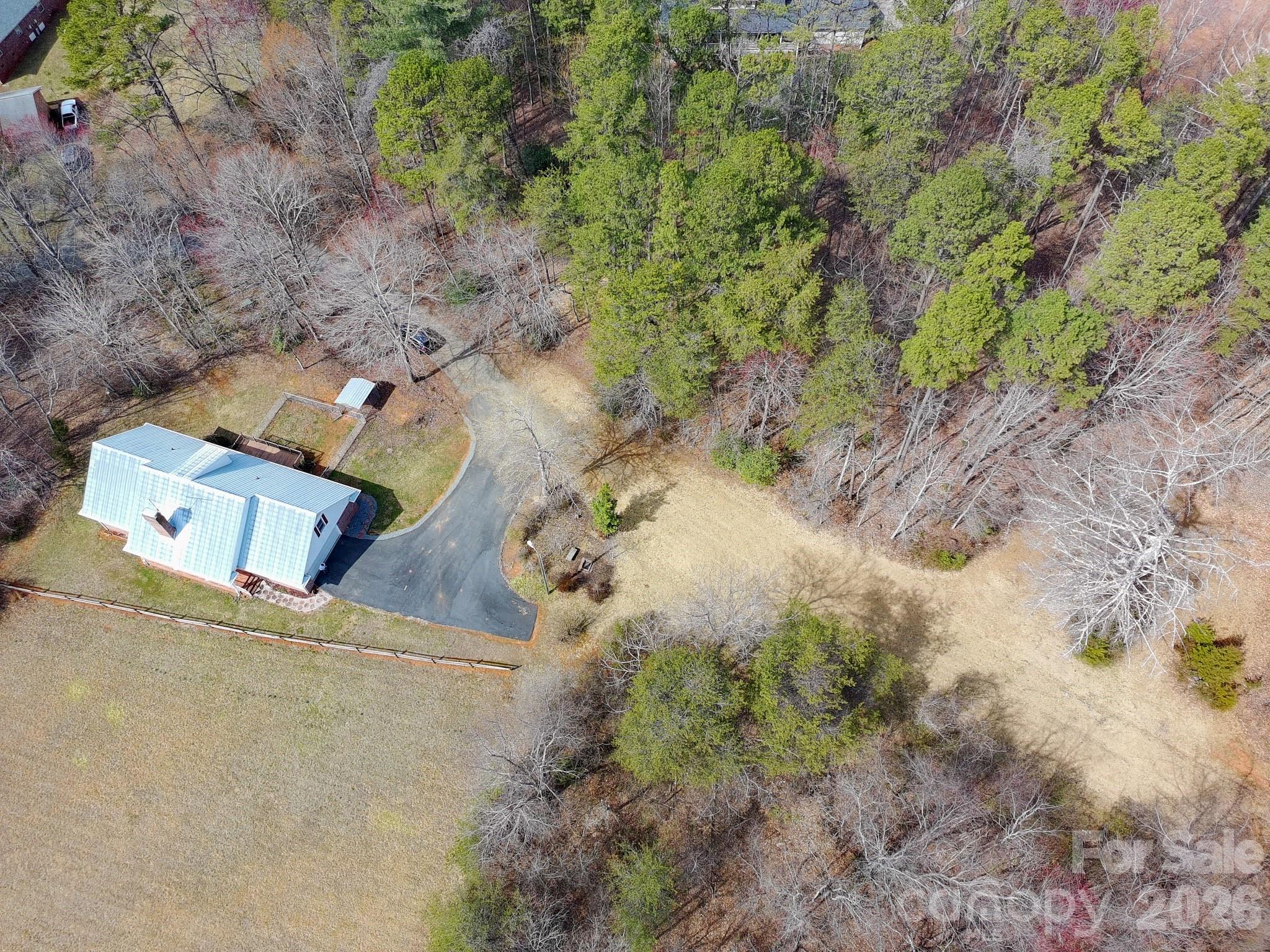 main property photo 41