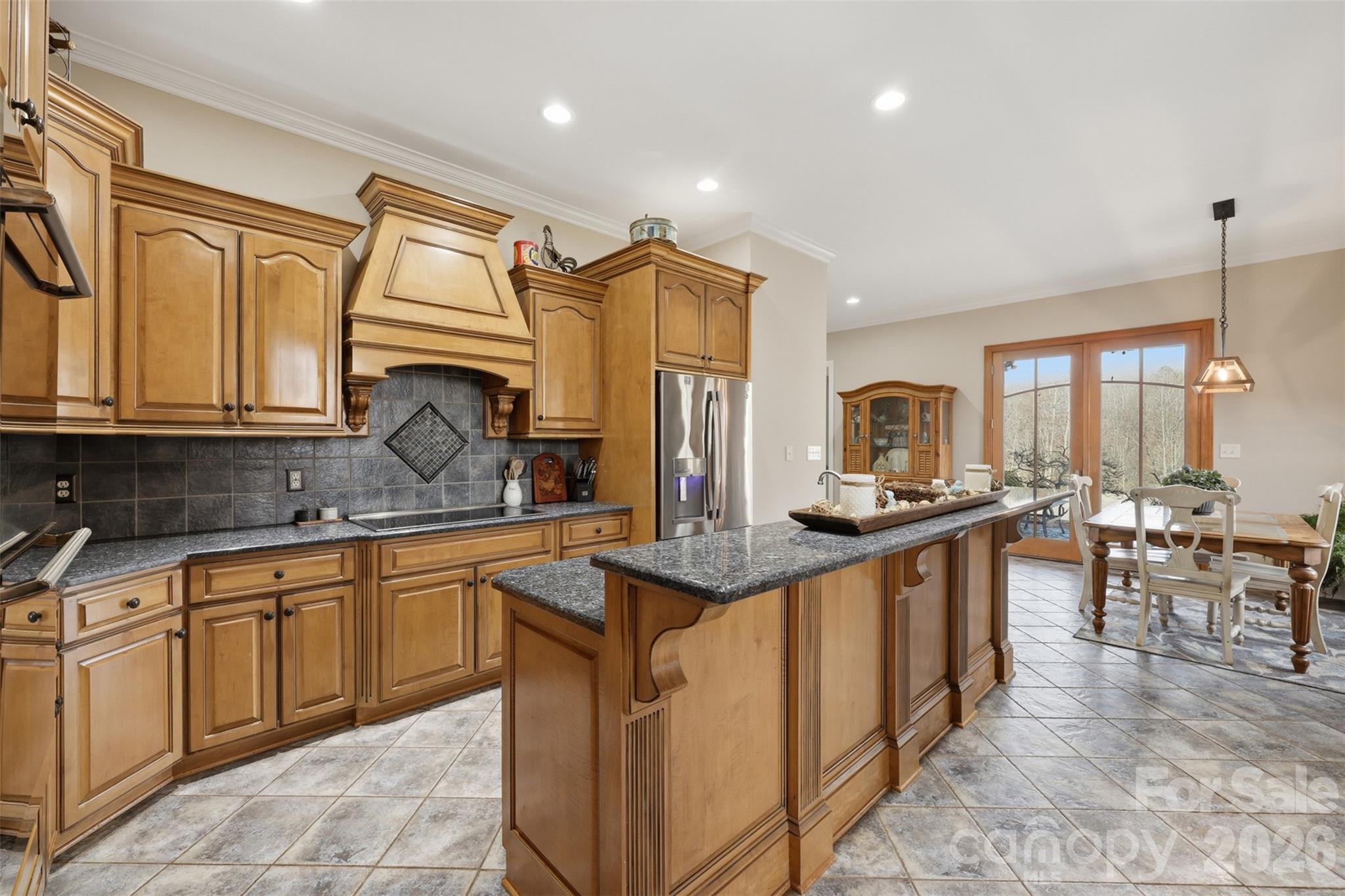 main property photo 12