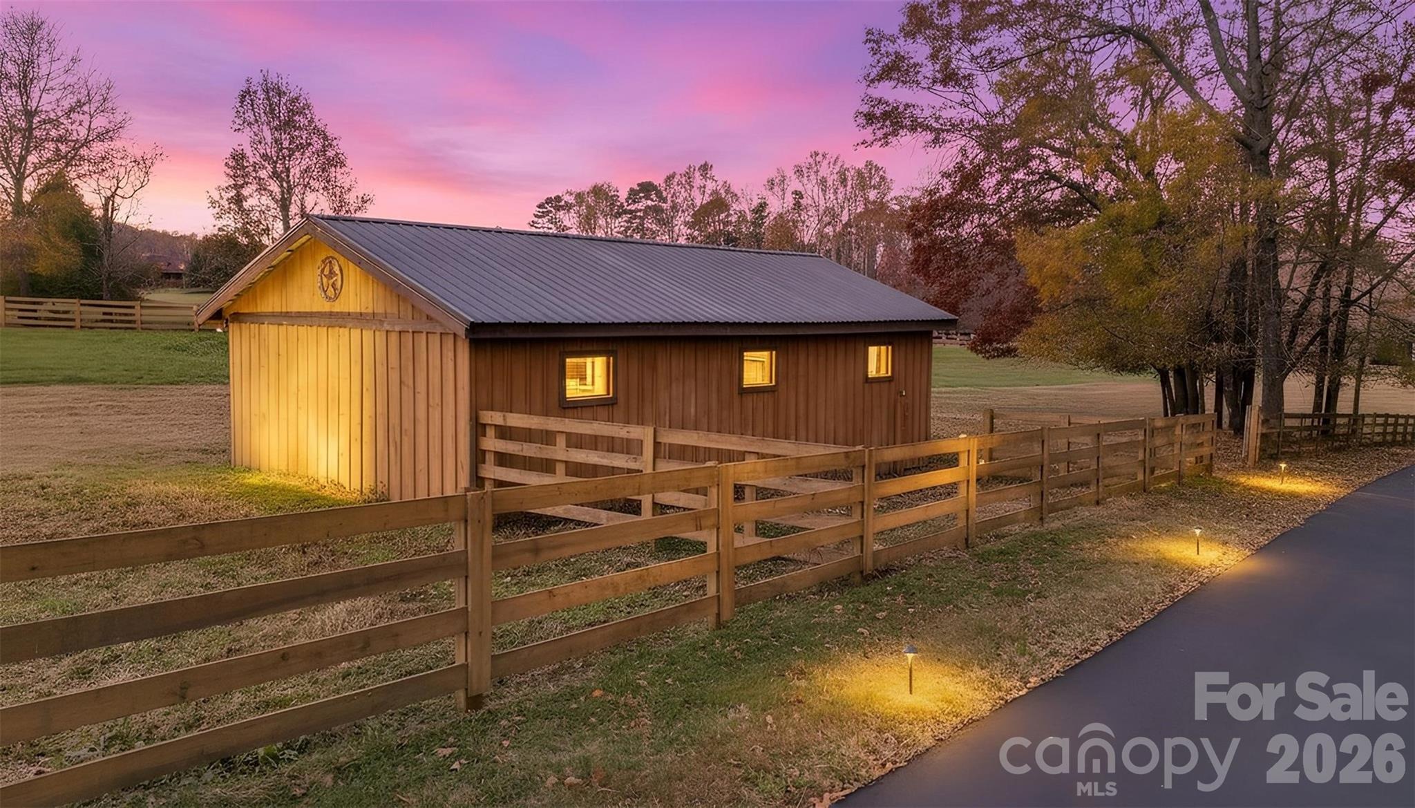 main property photo 34