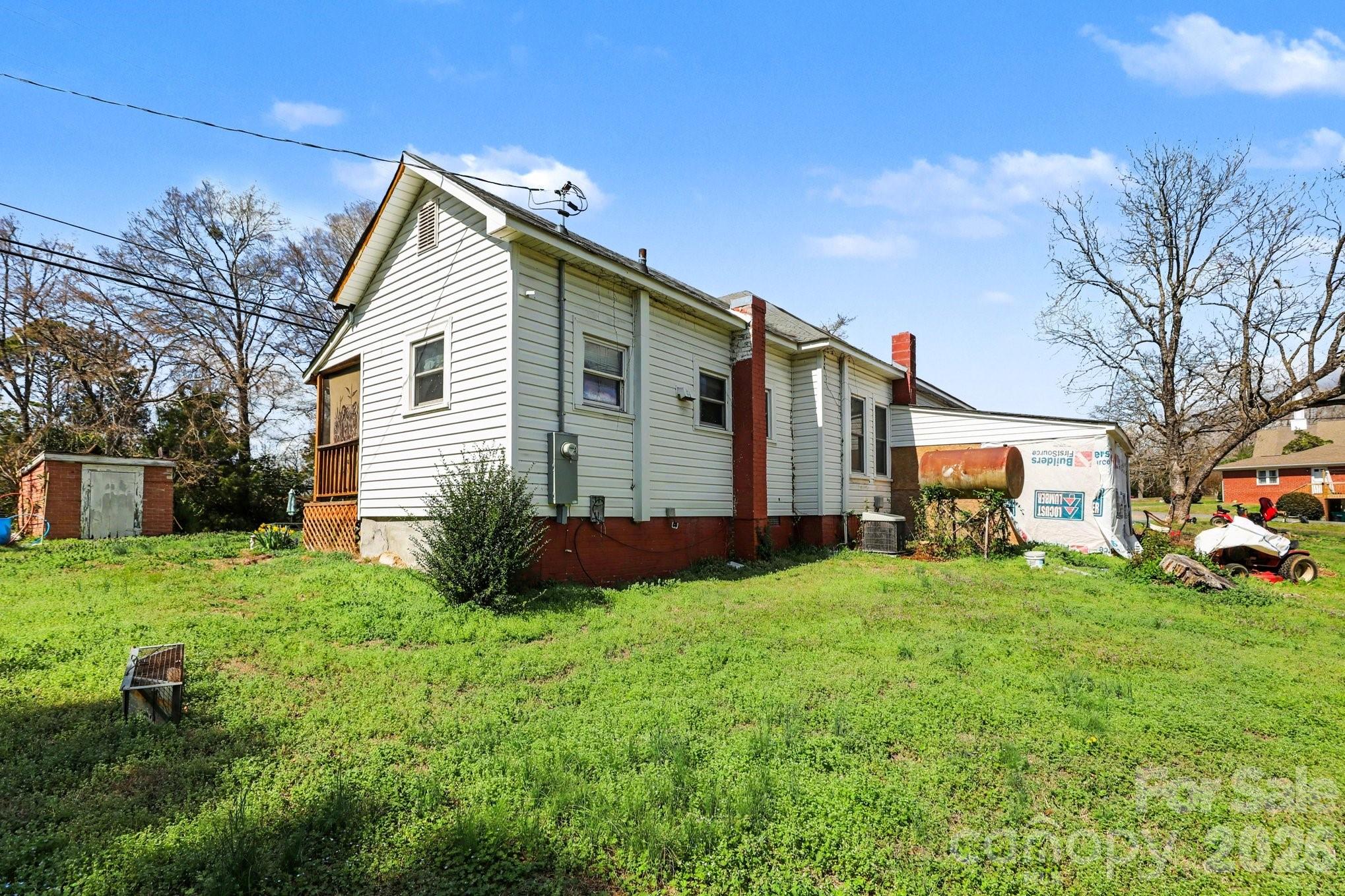 main property photo 22