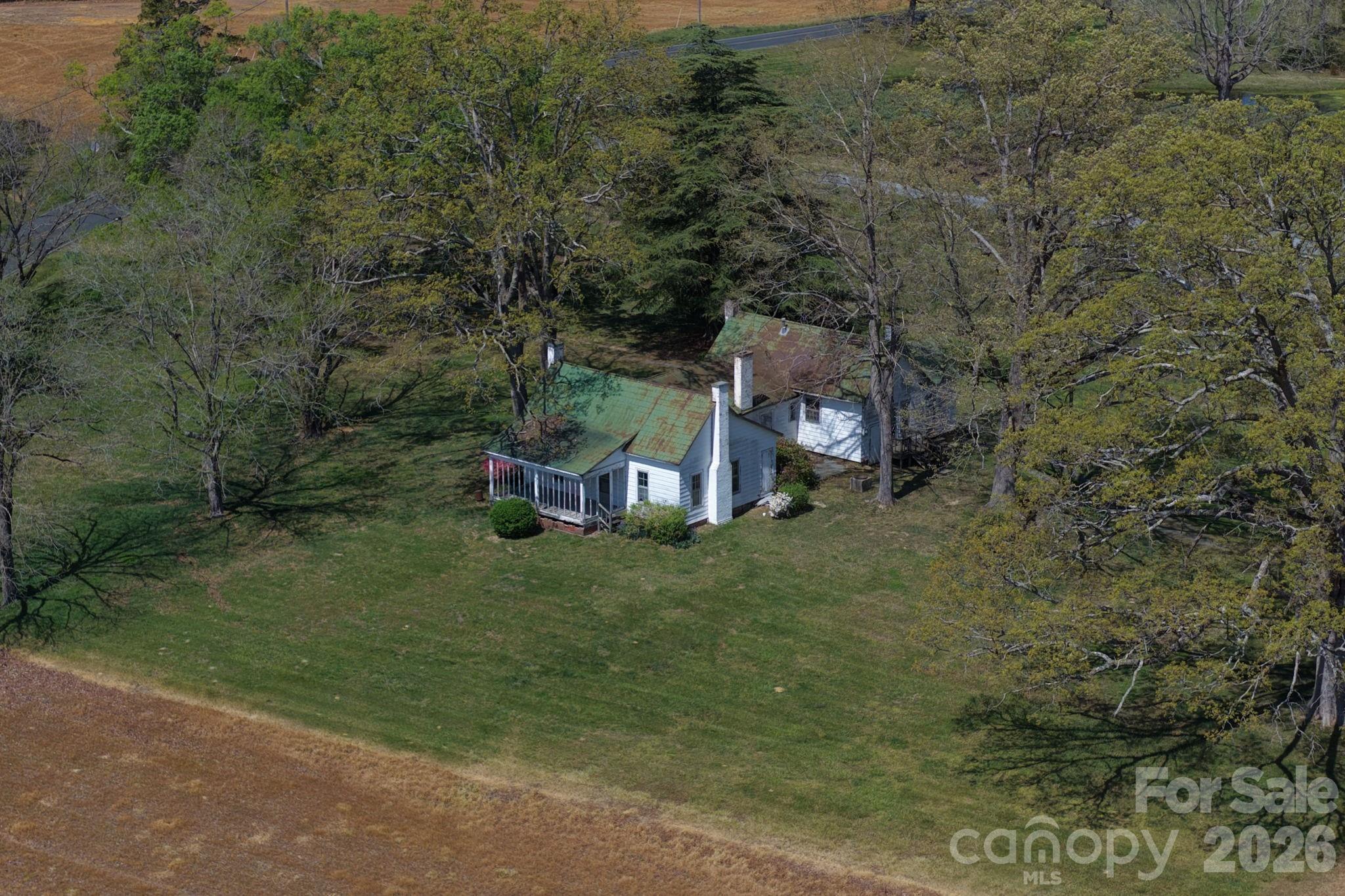 main property photo 25