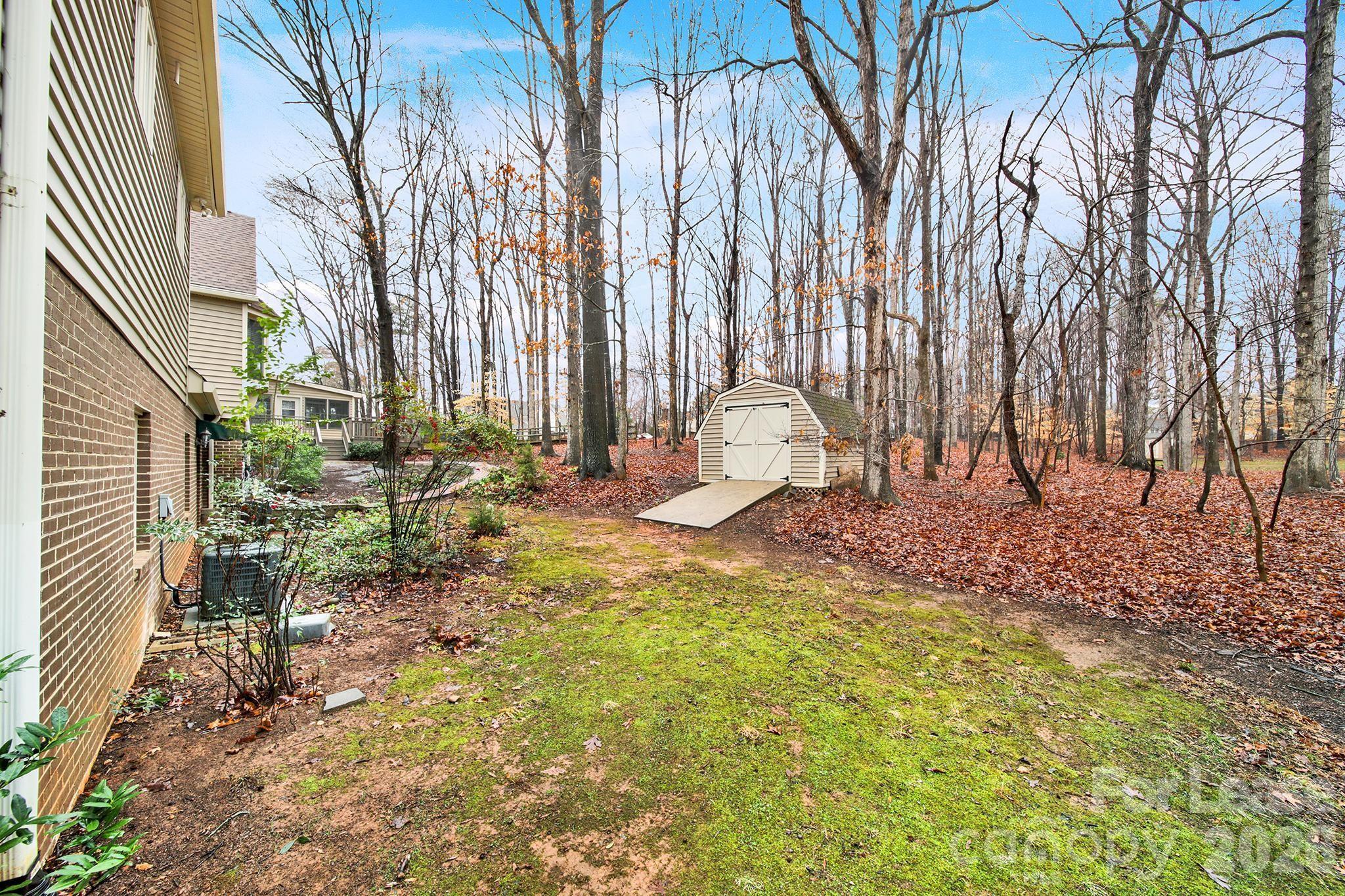 main property photo 36