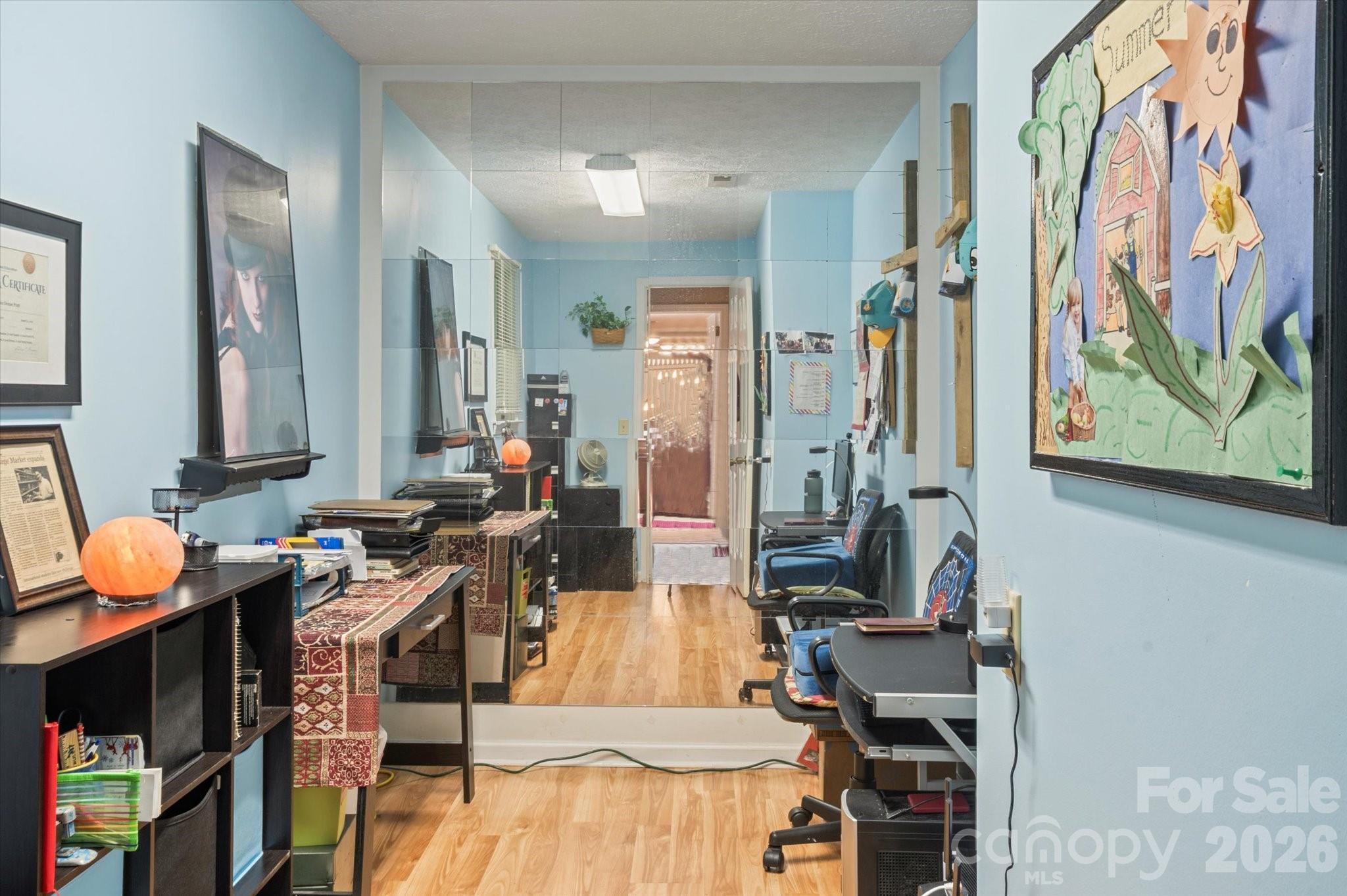 main property photo 18