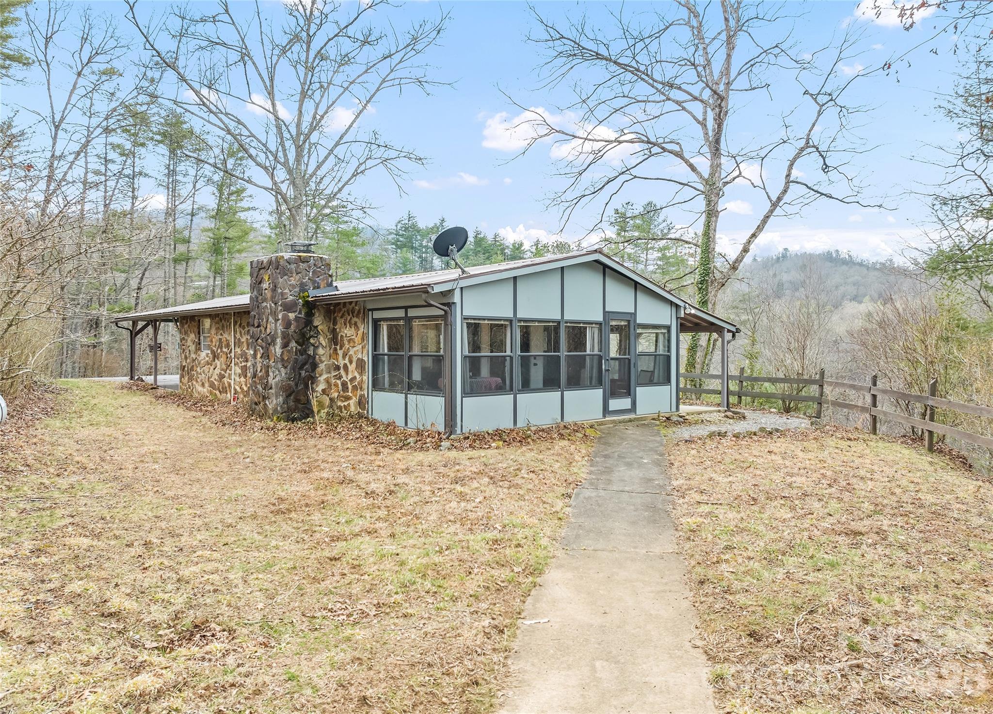 main property photo 23