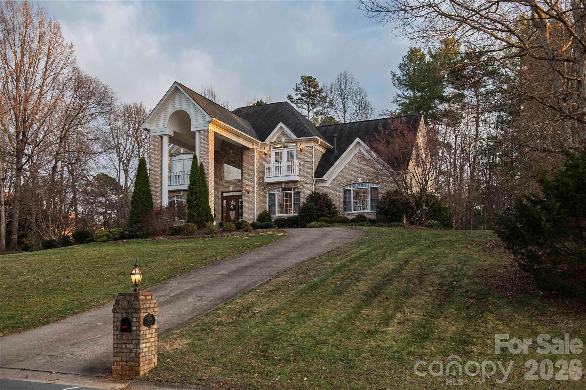 main property photo 7