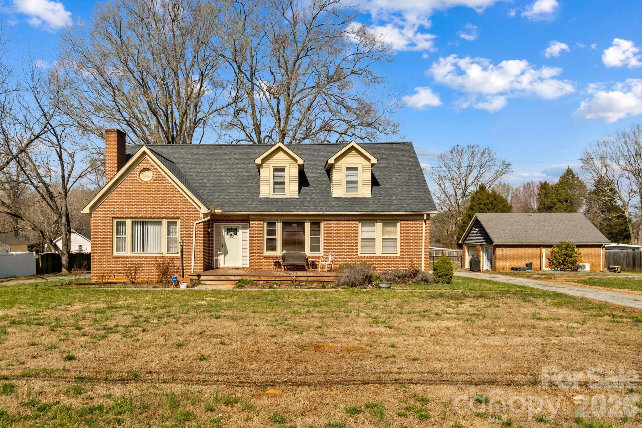 main property photo 1