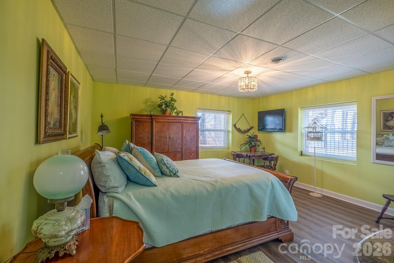 main property photo 44