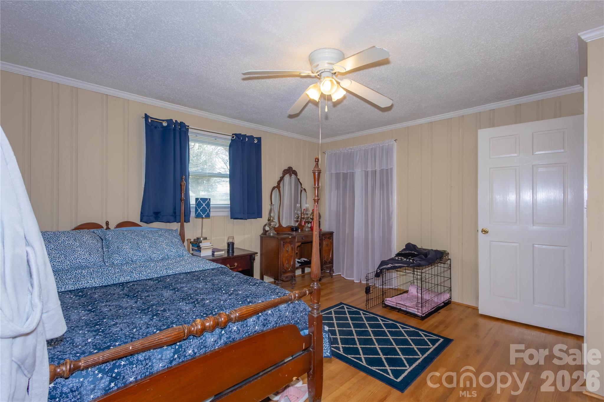 main property photo 7