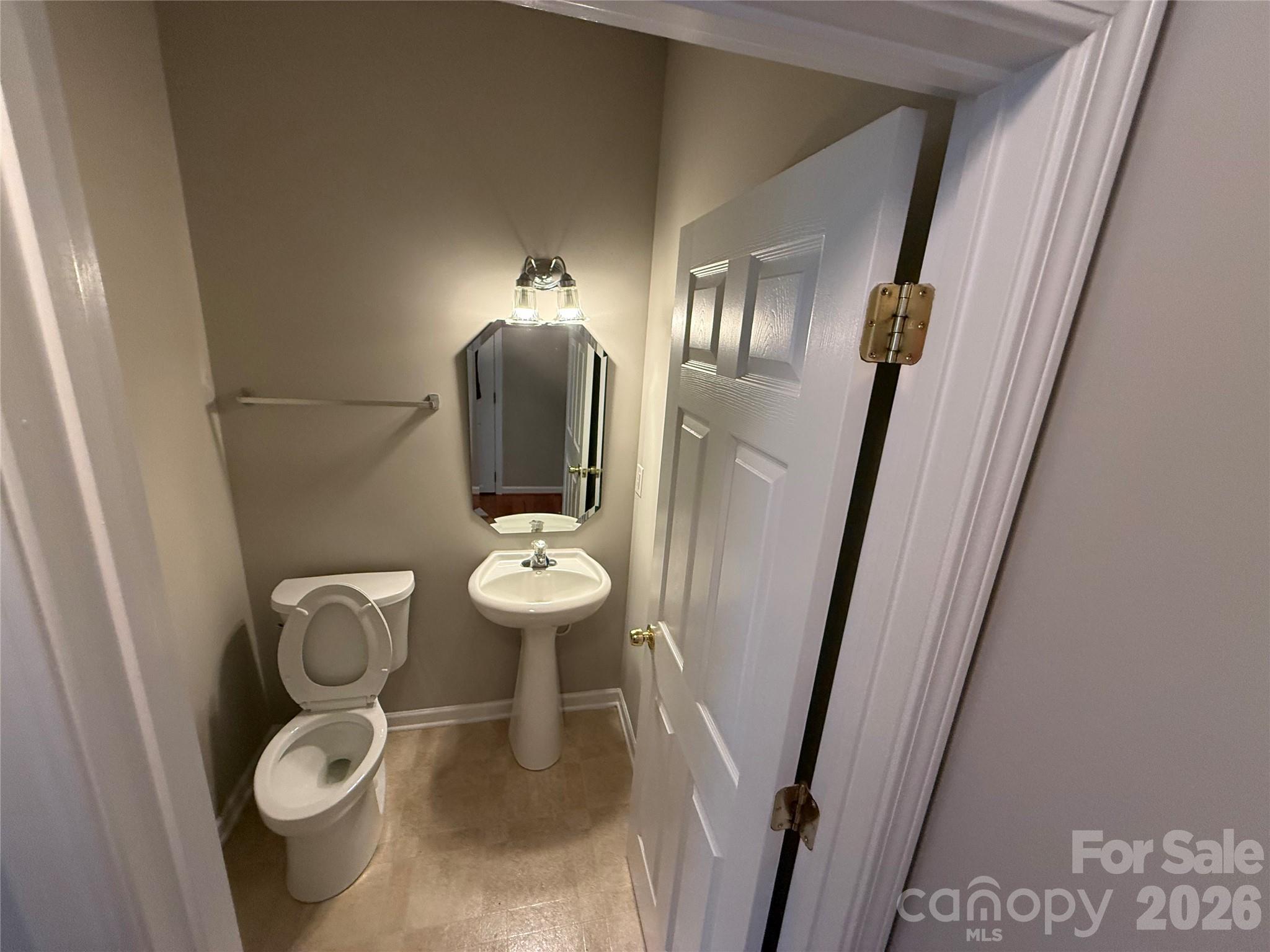 main property photo 19