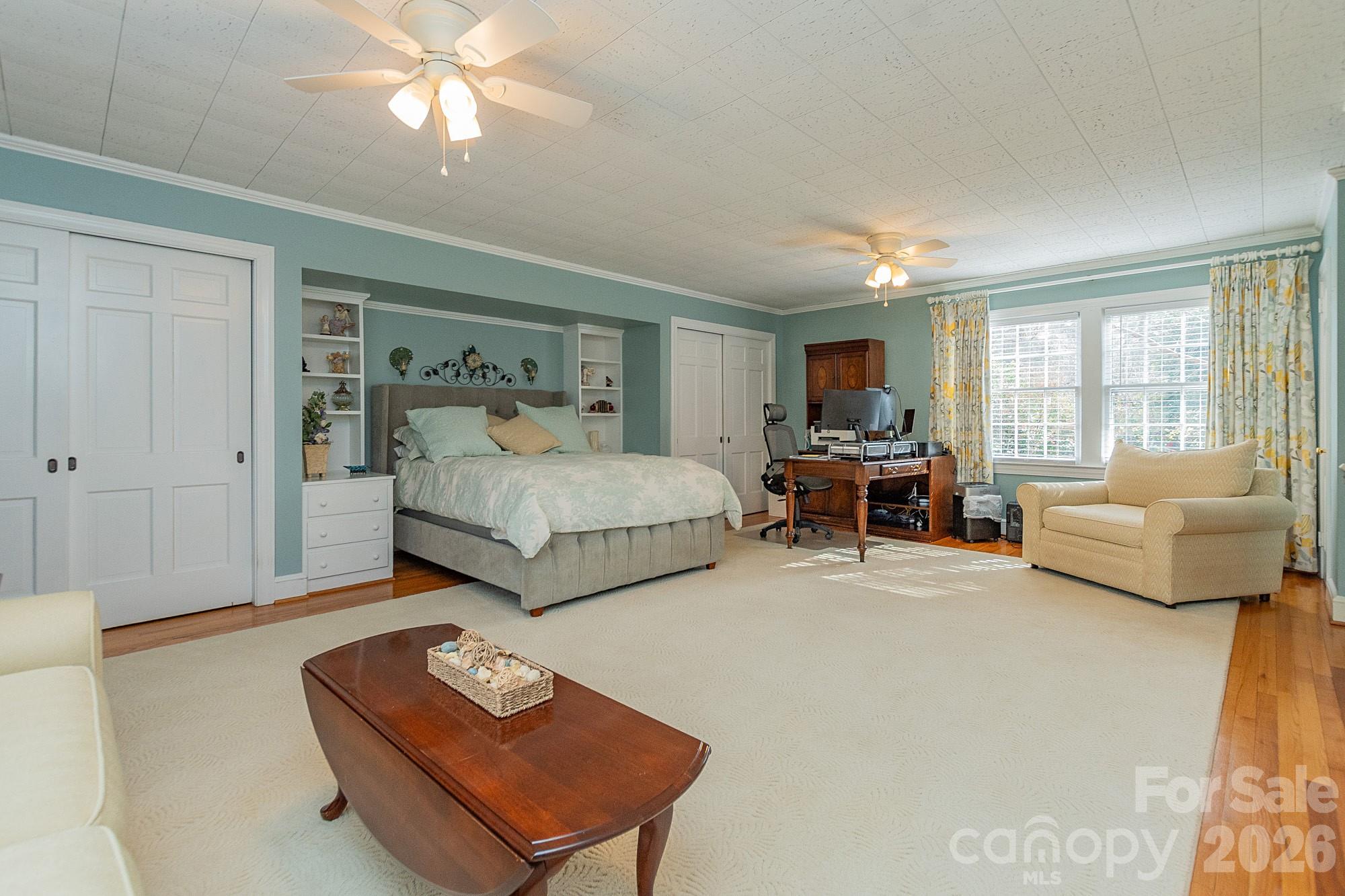 main property photo 18