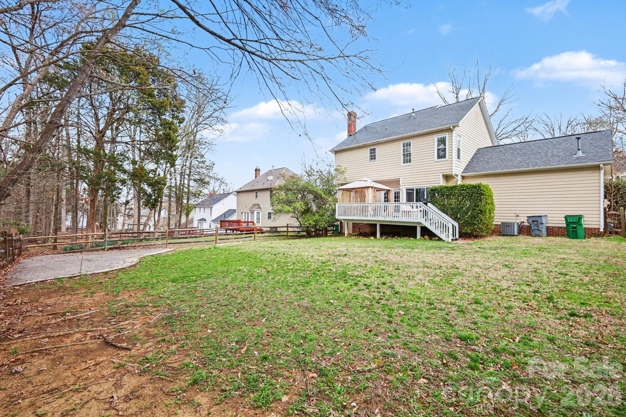 main property photo 27