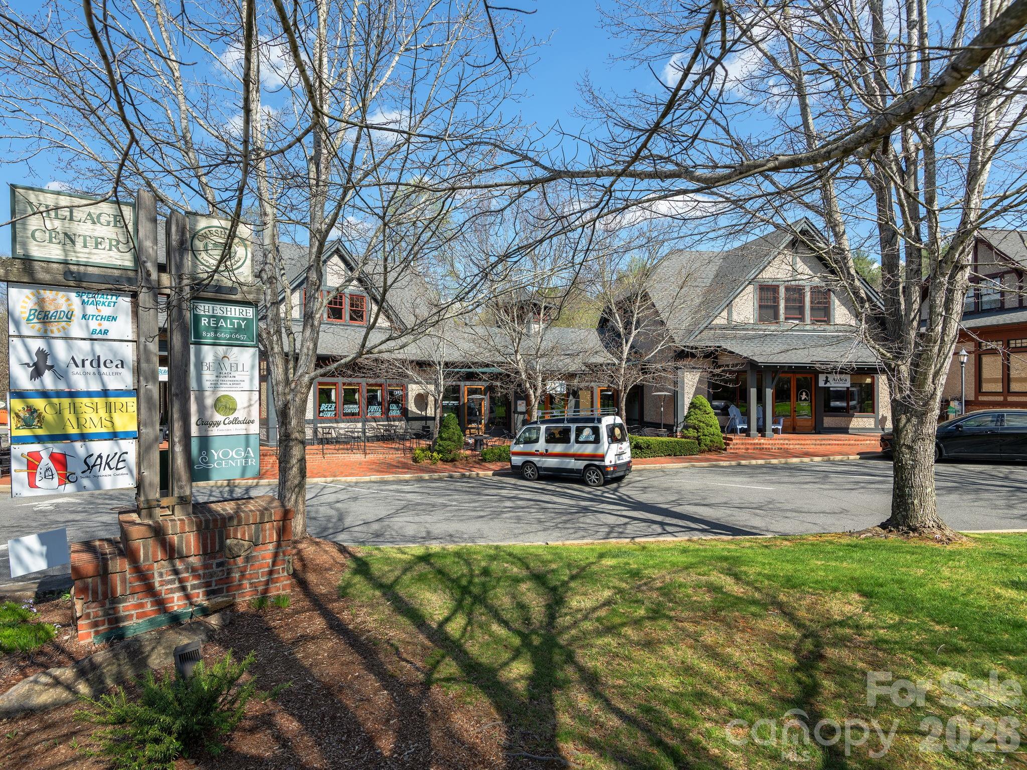main property photo 13