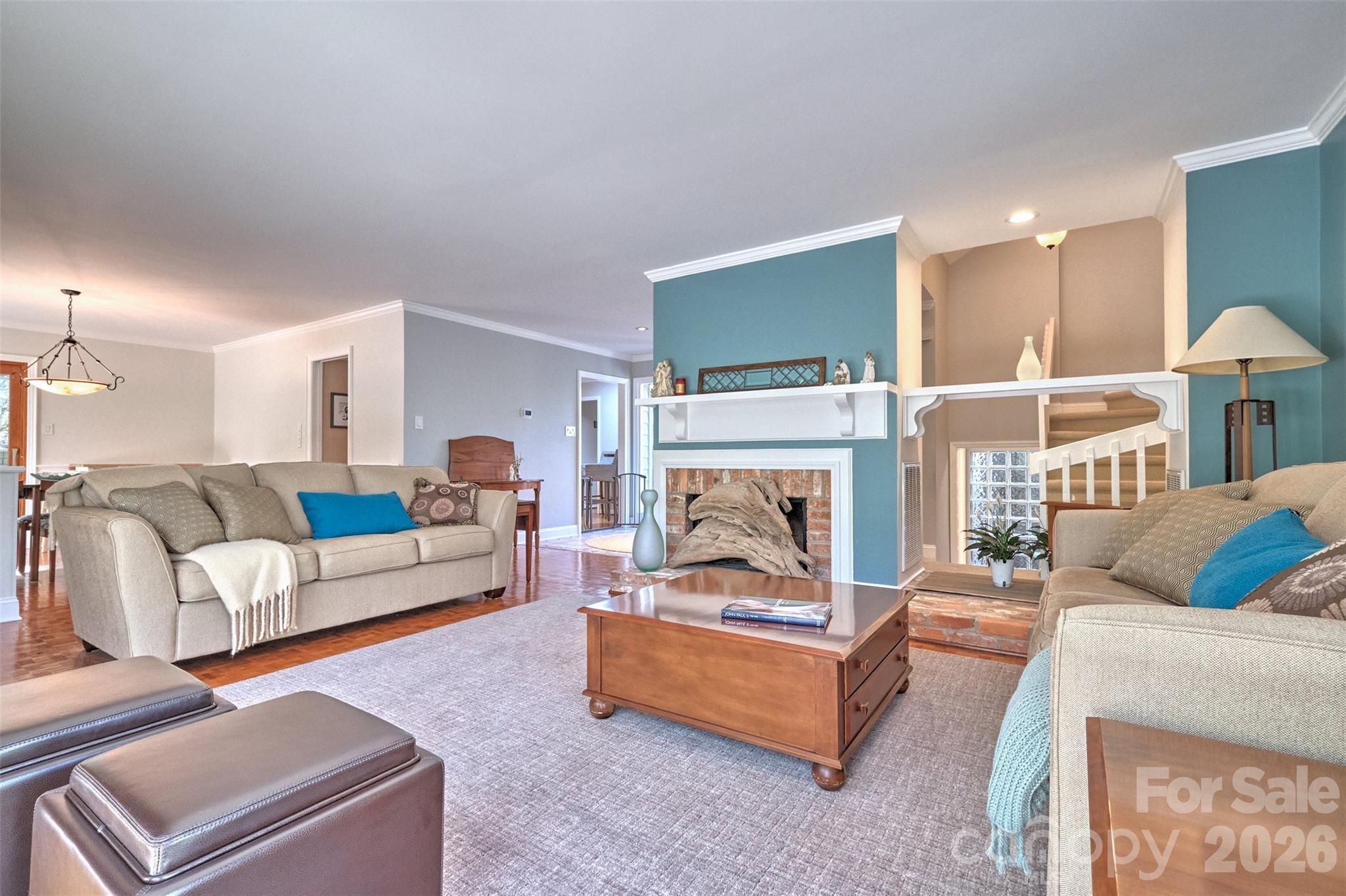 main property photo 6