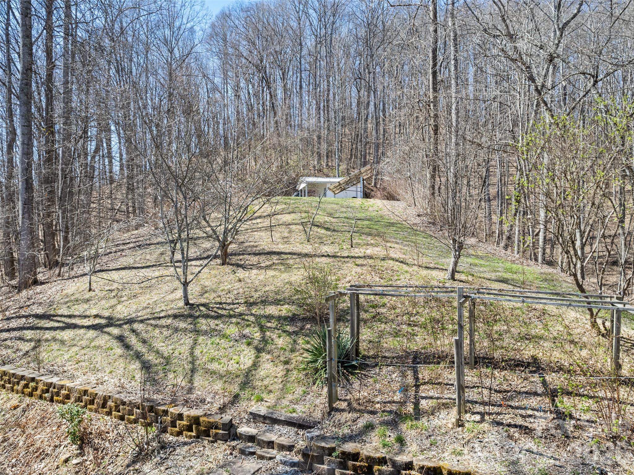 main property photo 34