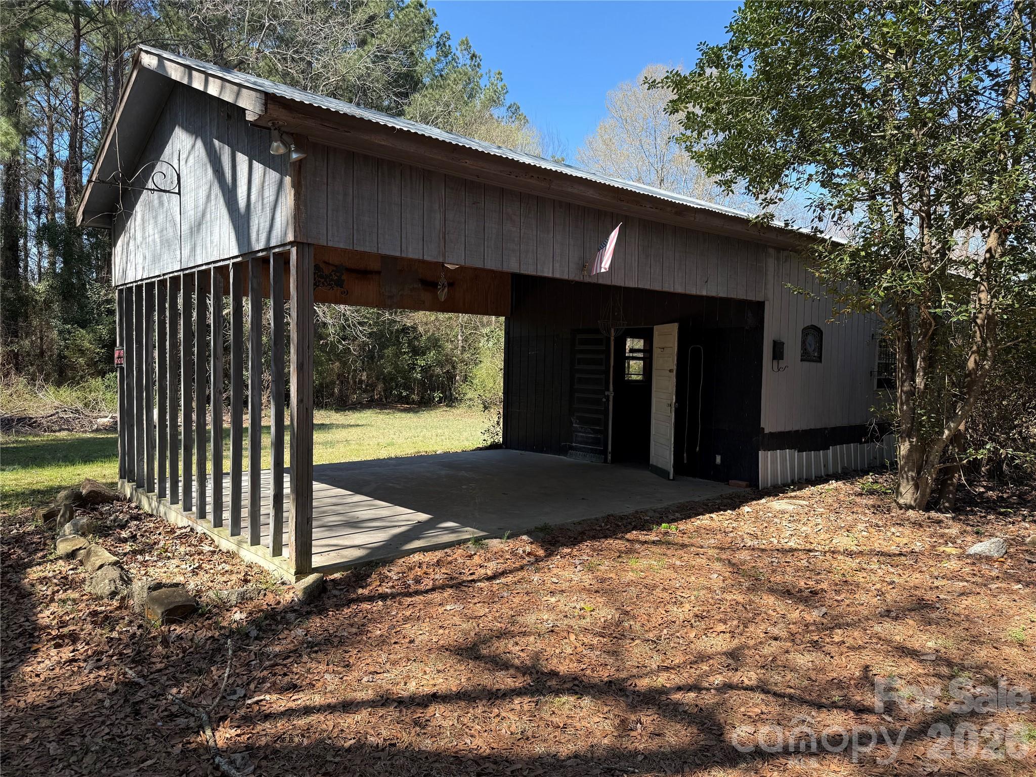 main property photo 21