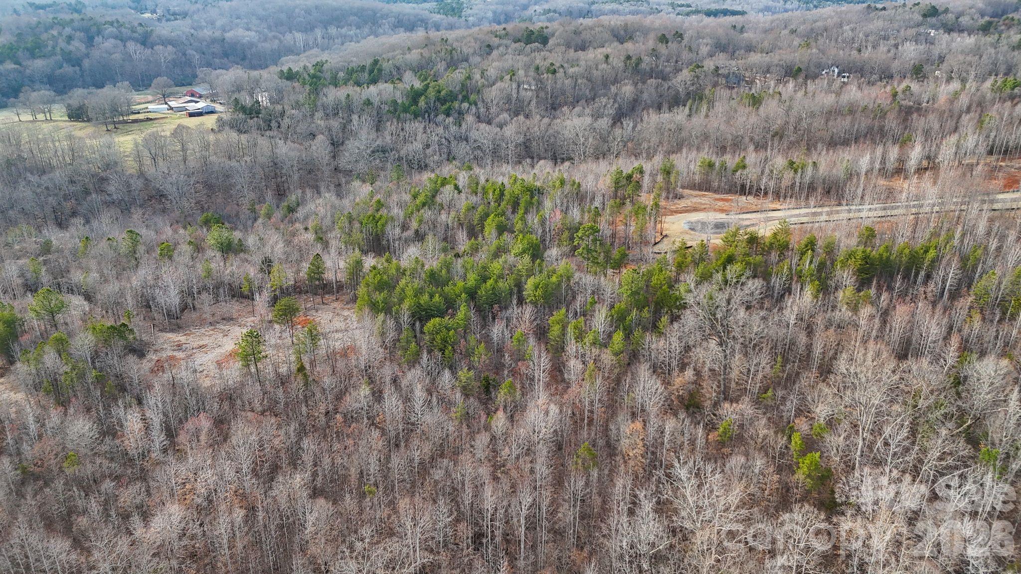 main property photo 24