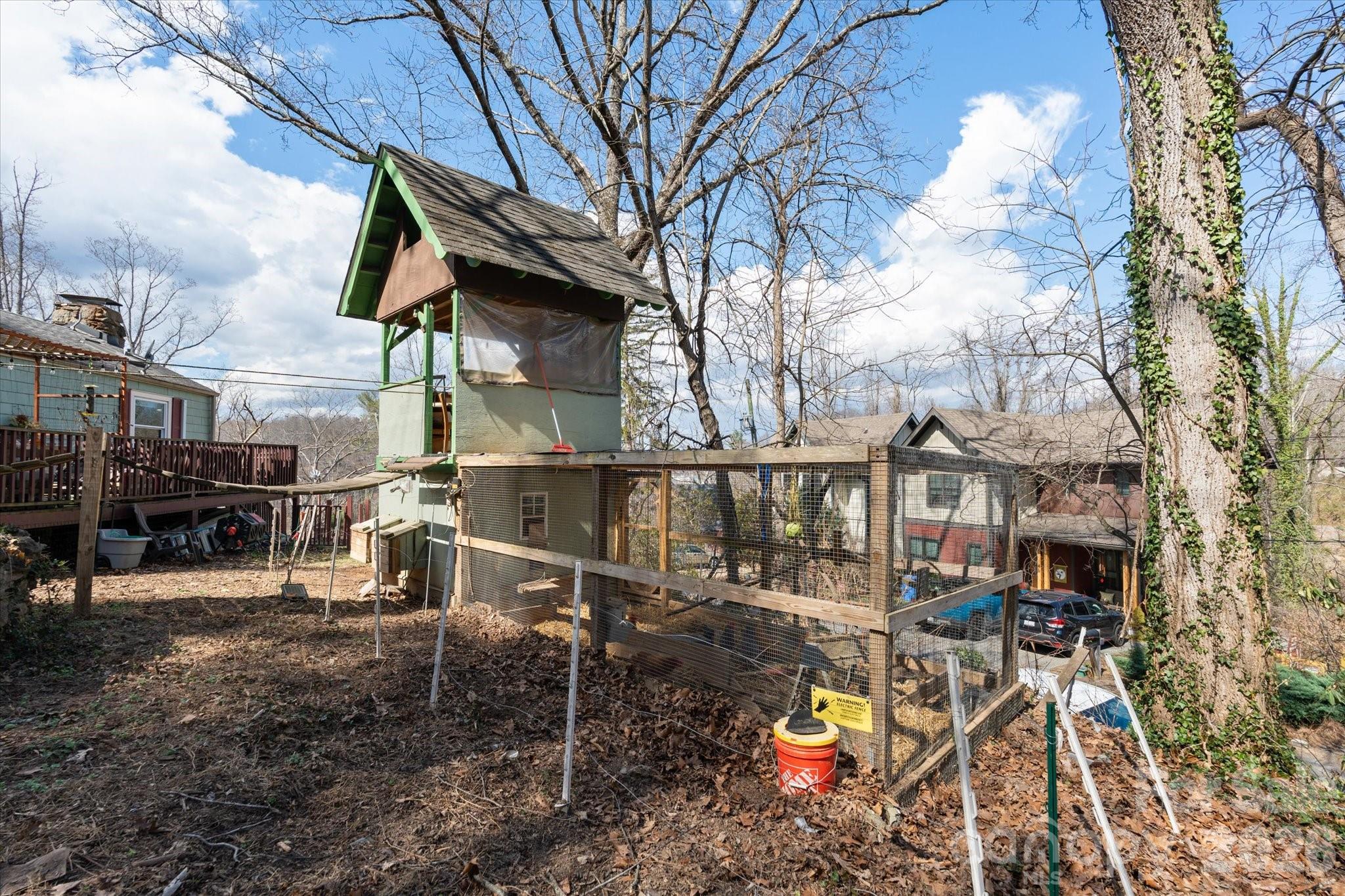 main property photo 42