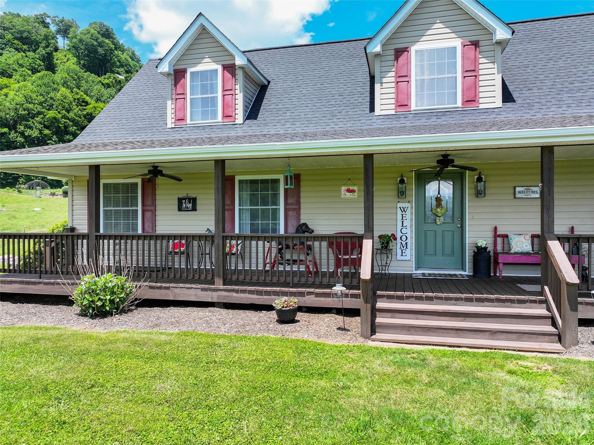 main property photo 10