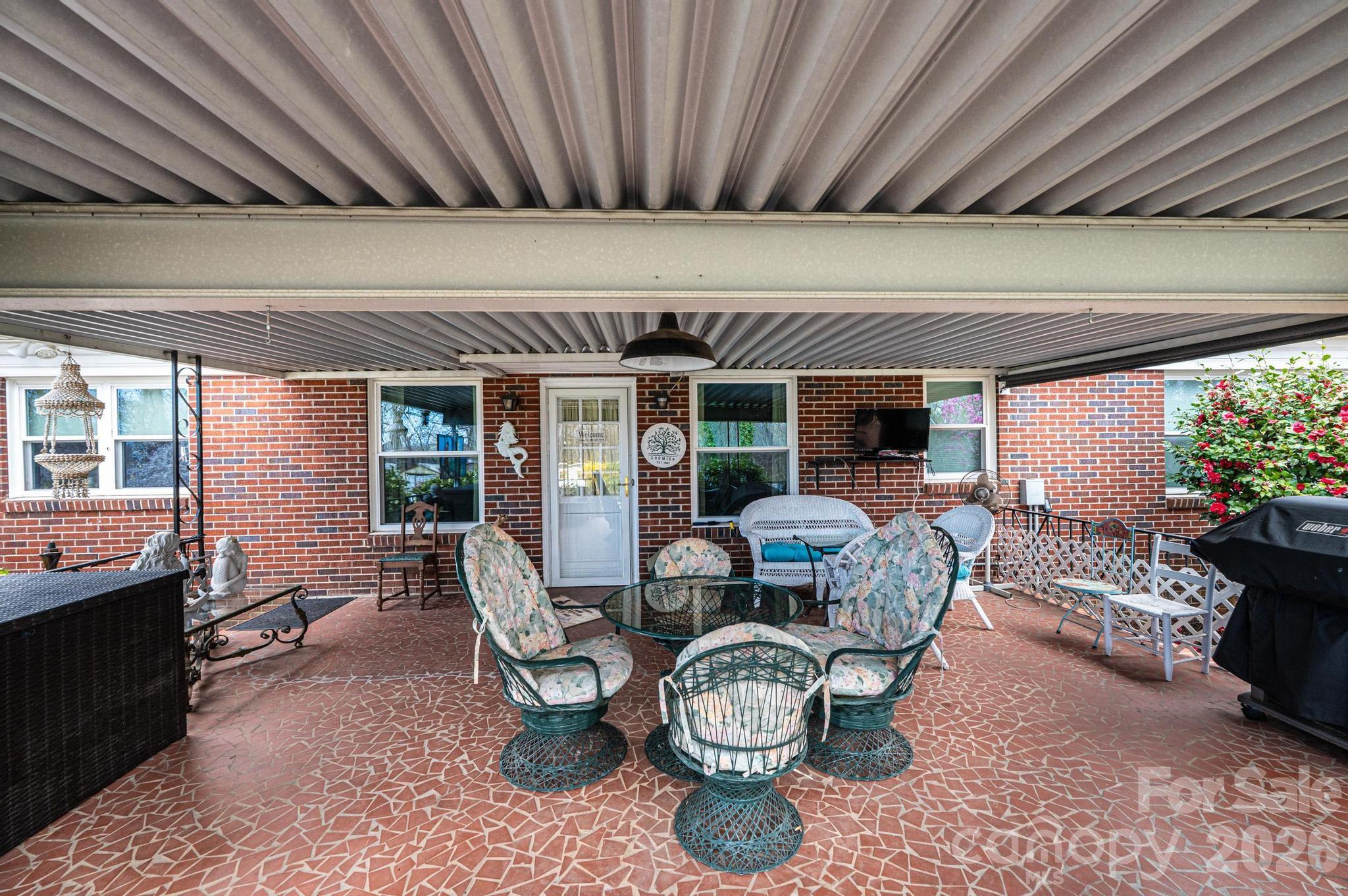 main property photo 44