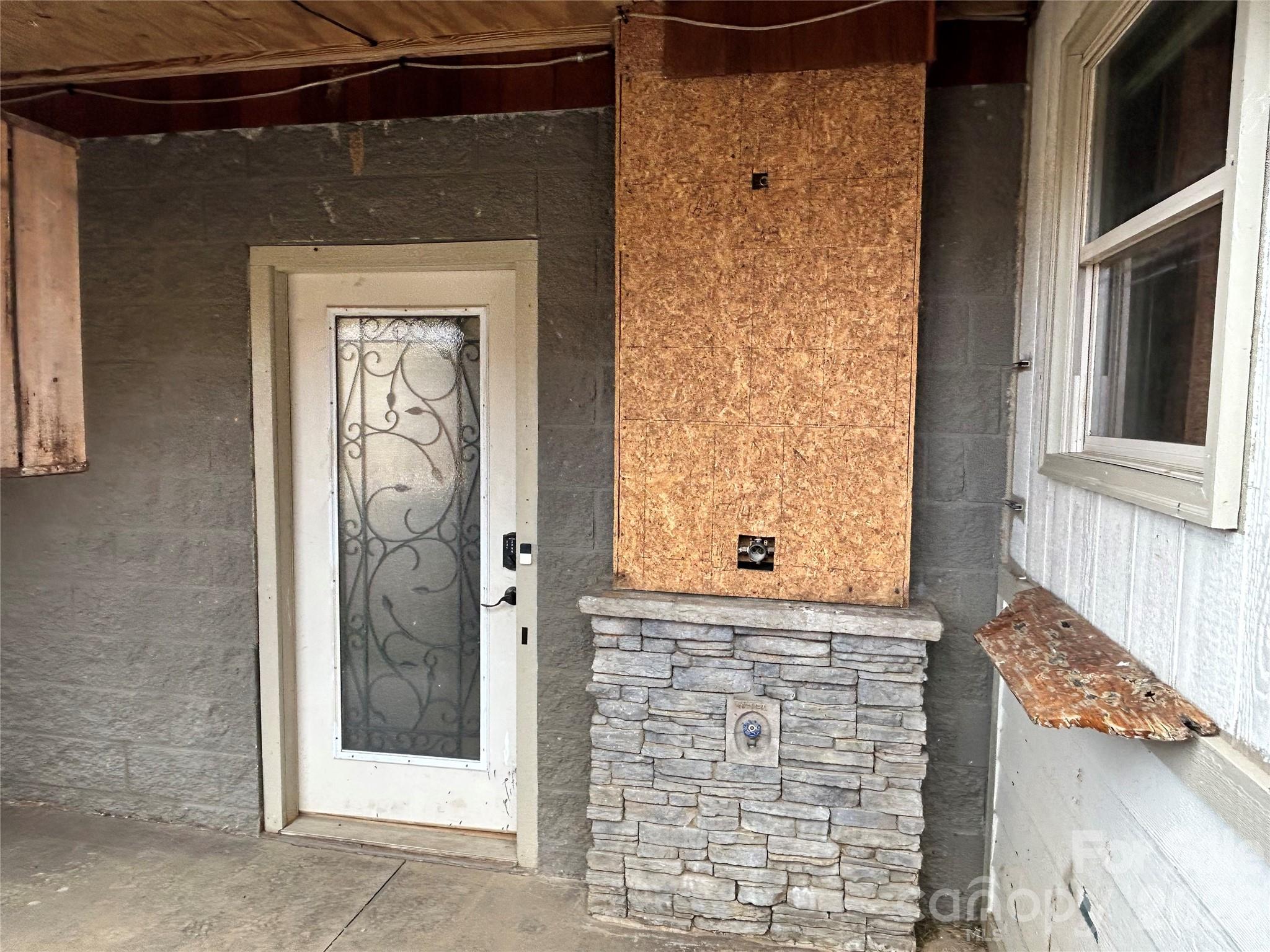 main property photo 45