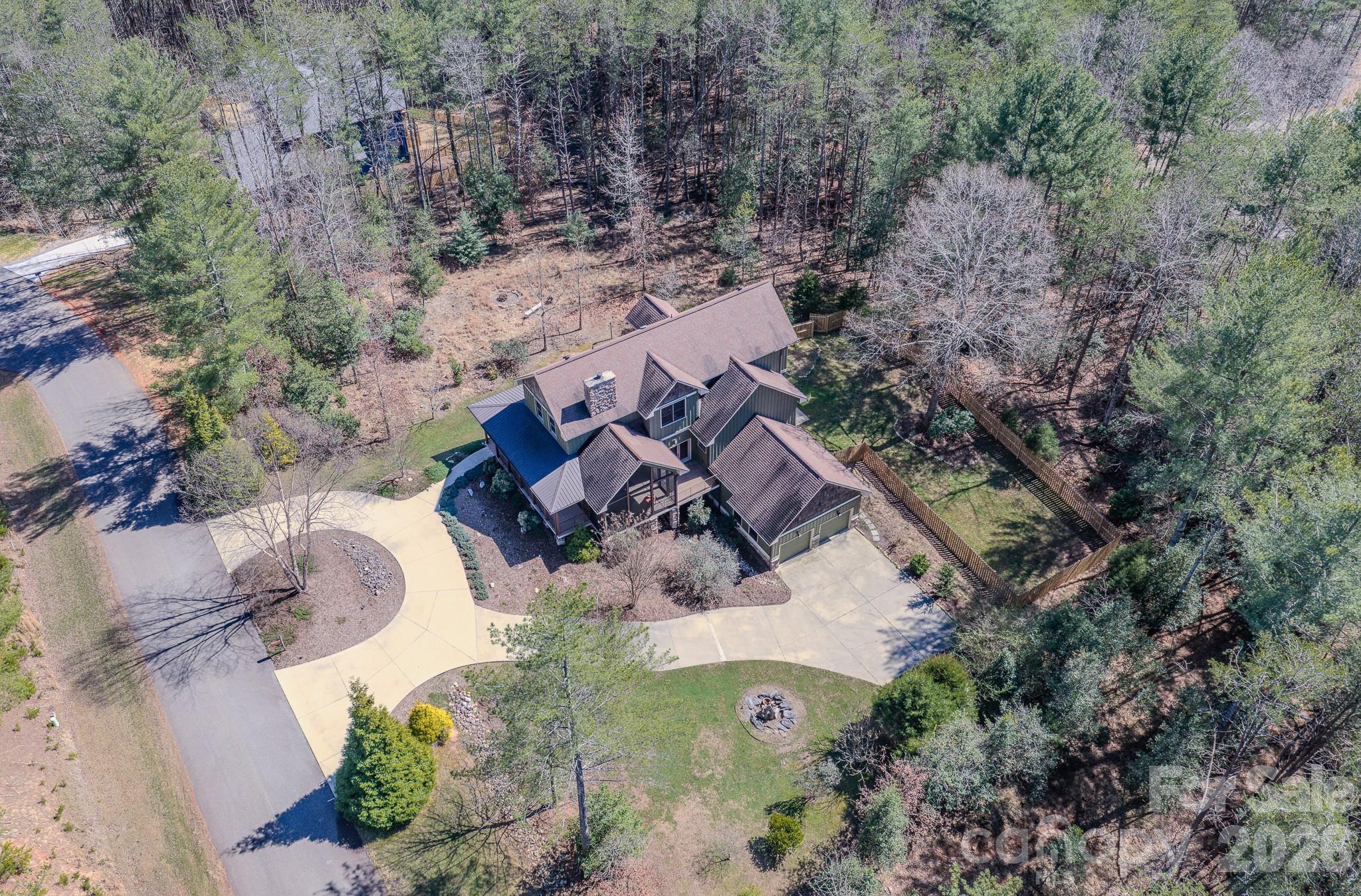 main property photo 13