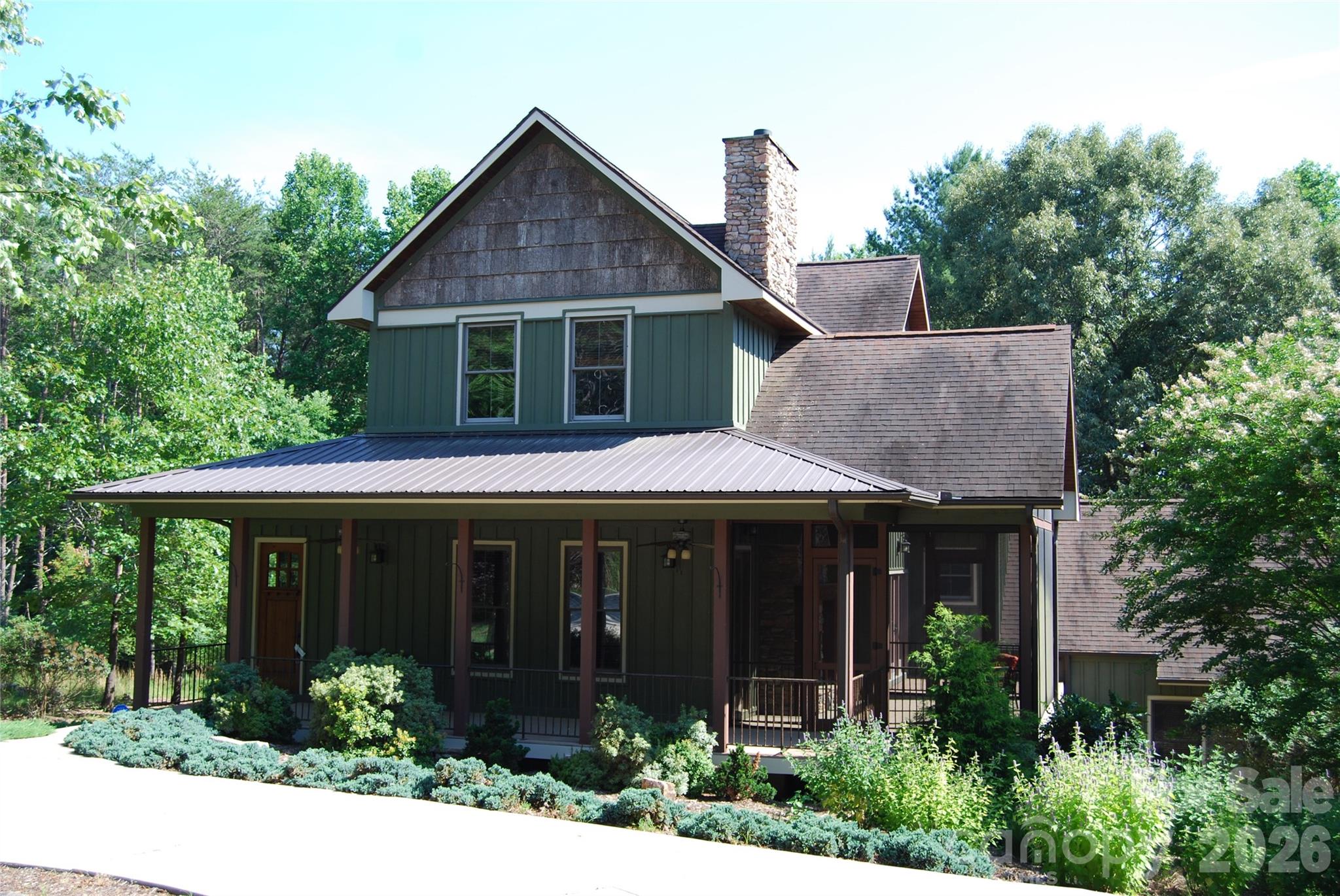 main property photo 5