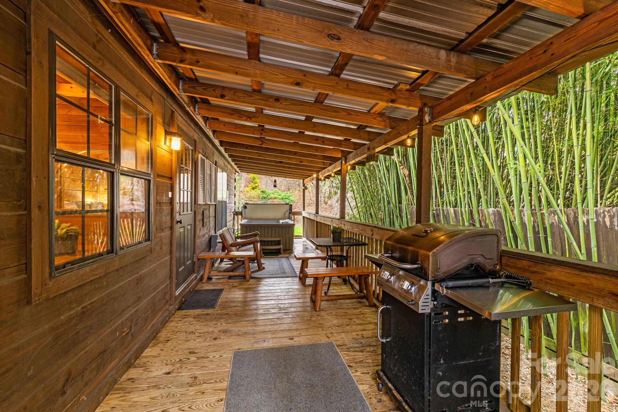 main property photo 41