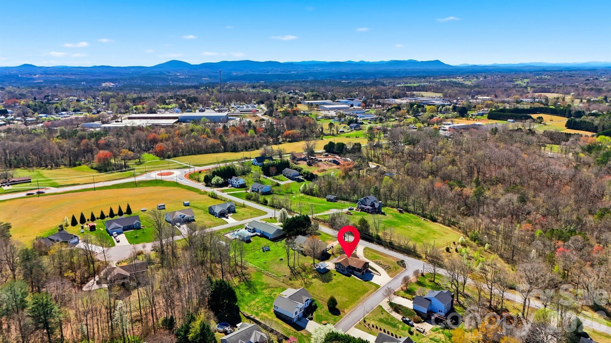 main property photo 28