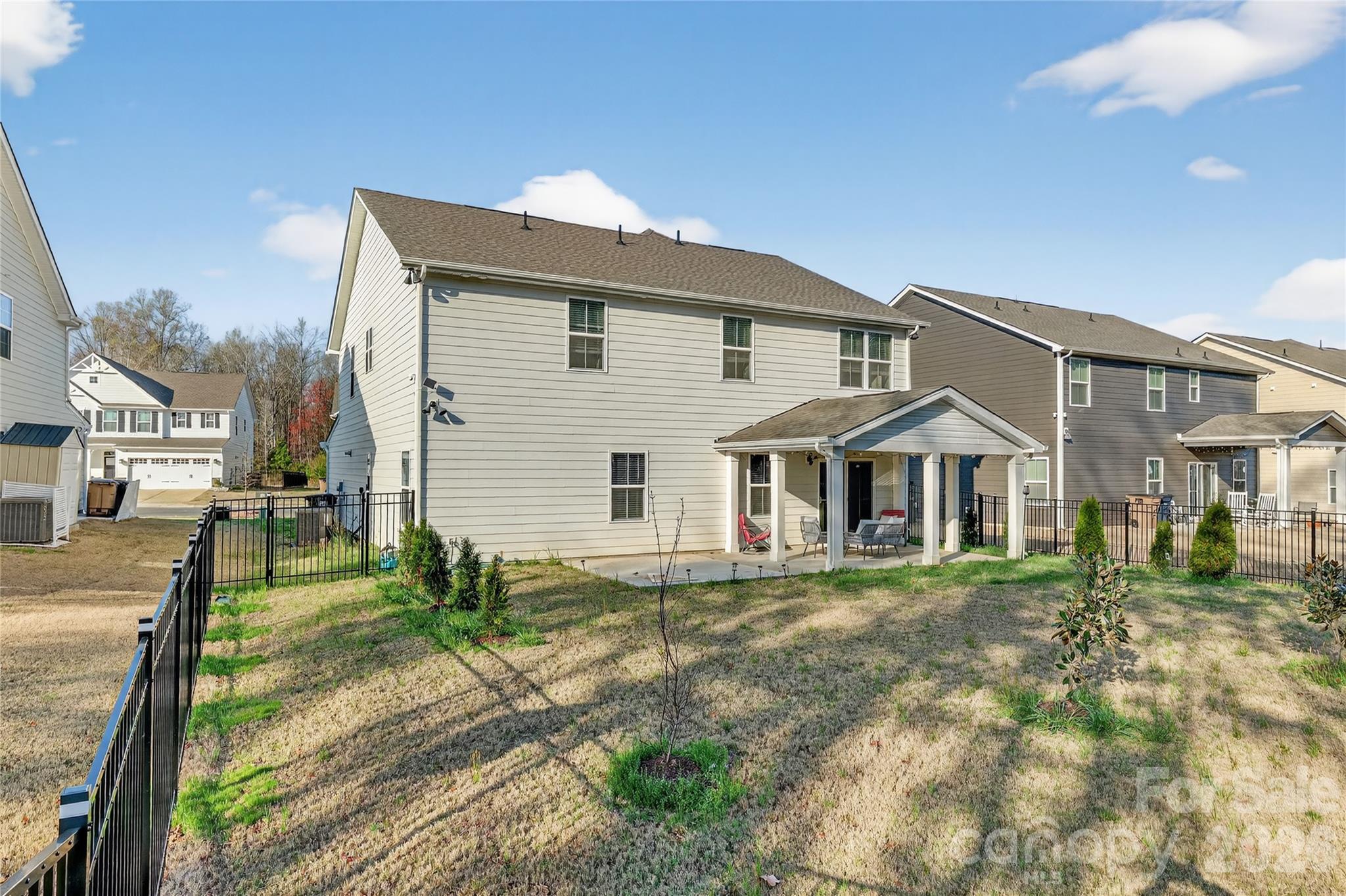 main property photo 27