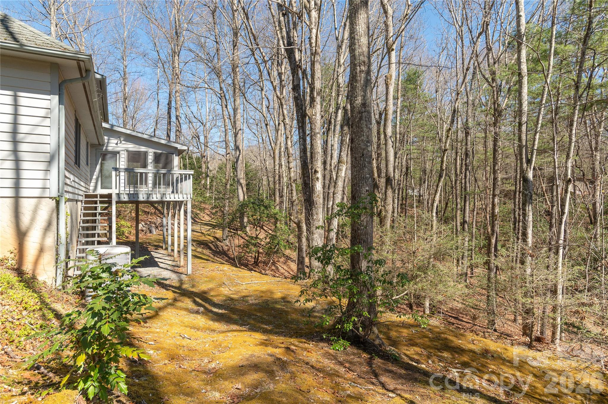 main property photo 33