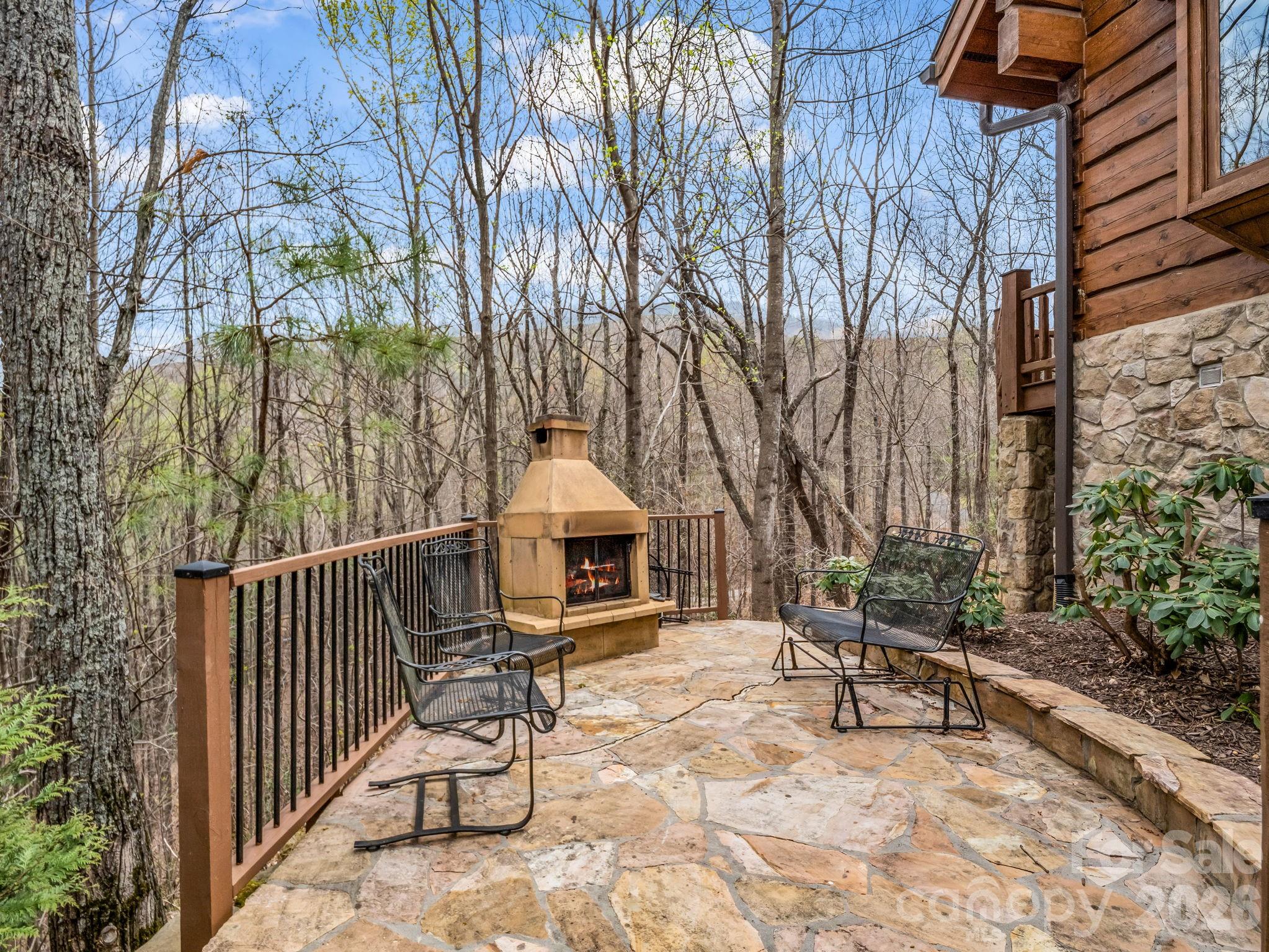main property photo 40
