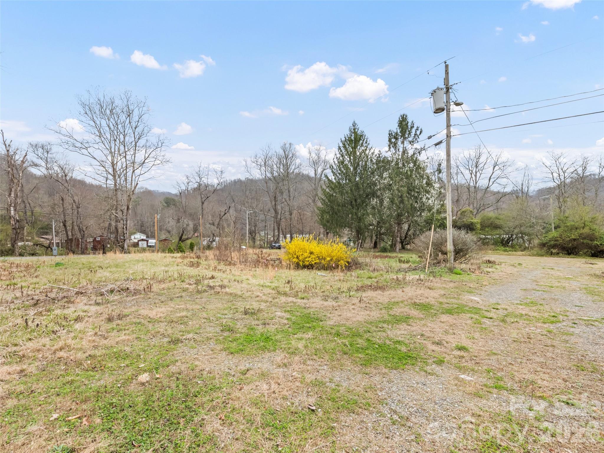 main property photo 12