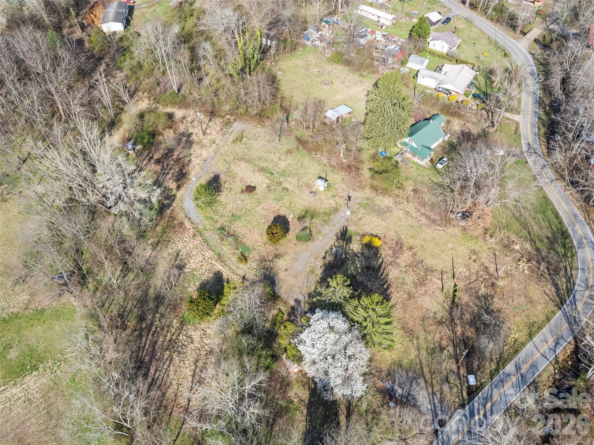 main property photo 7