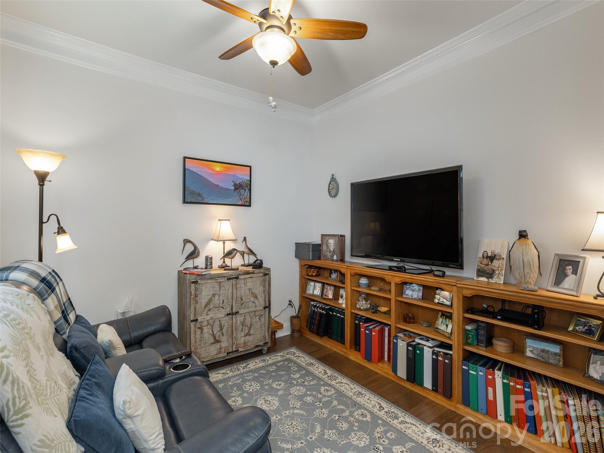 main property photo 20